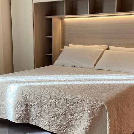Indipendent Studio Apartment With Terrace - Parking Флоренция Екстериор снимка