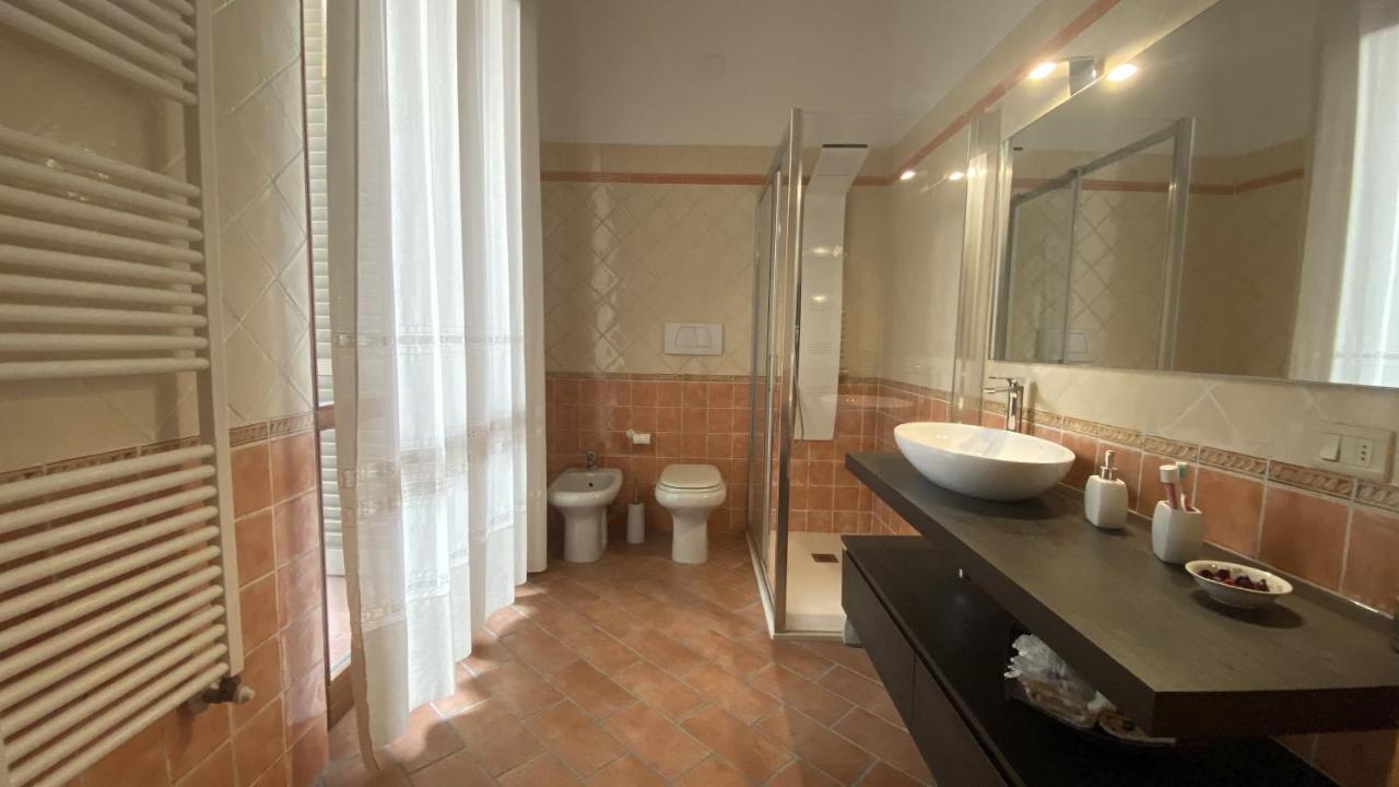 Indipendent Studio Apartment With Terrace - Parking Флоренция Екстериор снимка