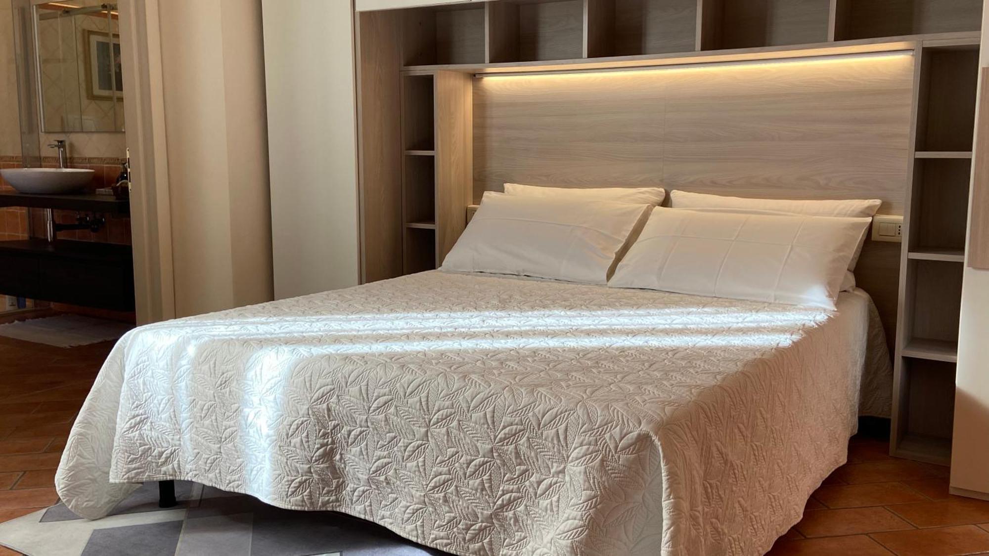 Indipendent Studio Apartment With Terrace - Parking Флоренция Екстериор снимка